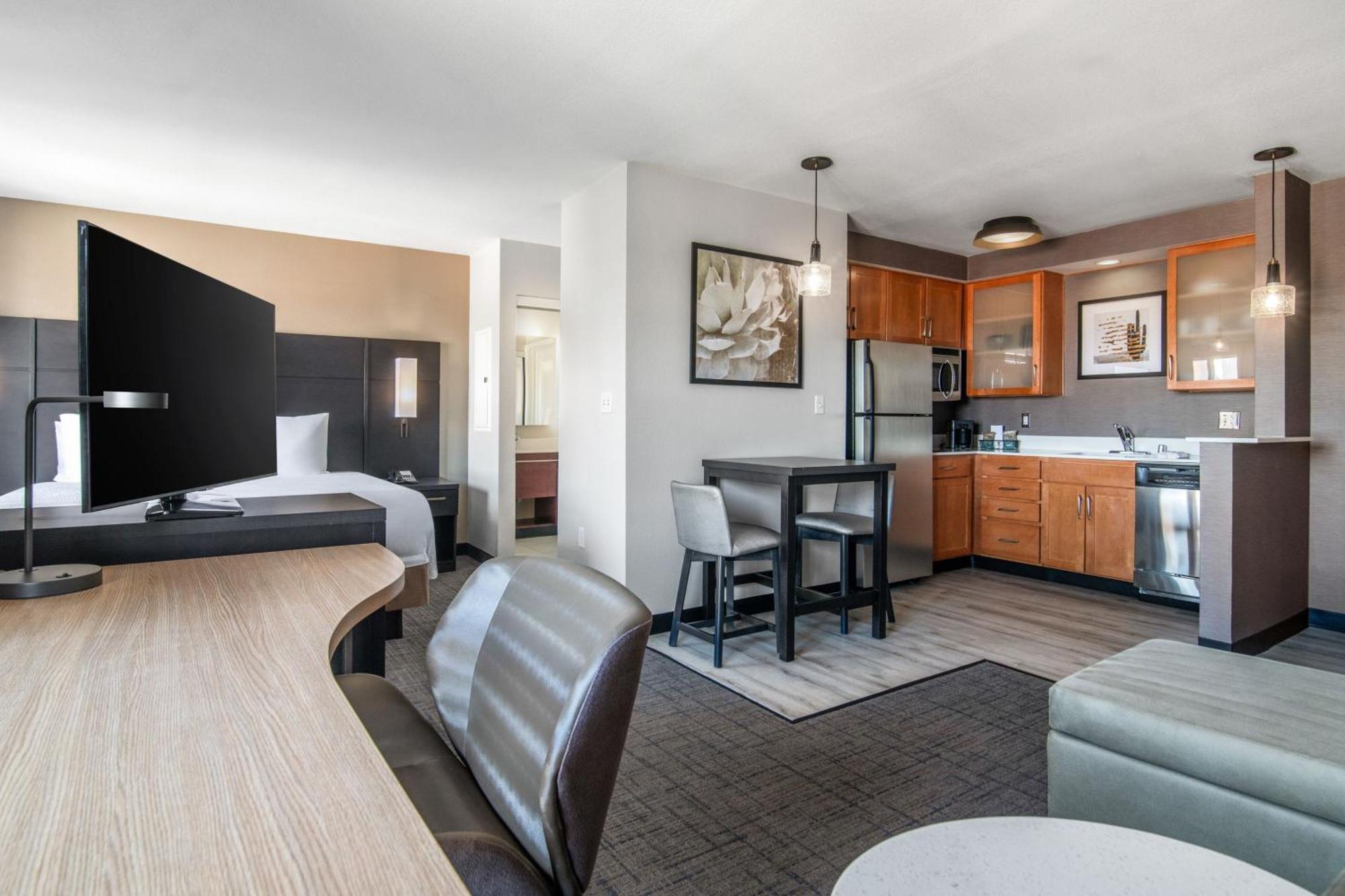 Residence Inn Phoenix Glendale Sports & Entertainment District Exterior foto